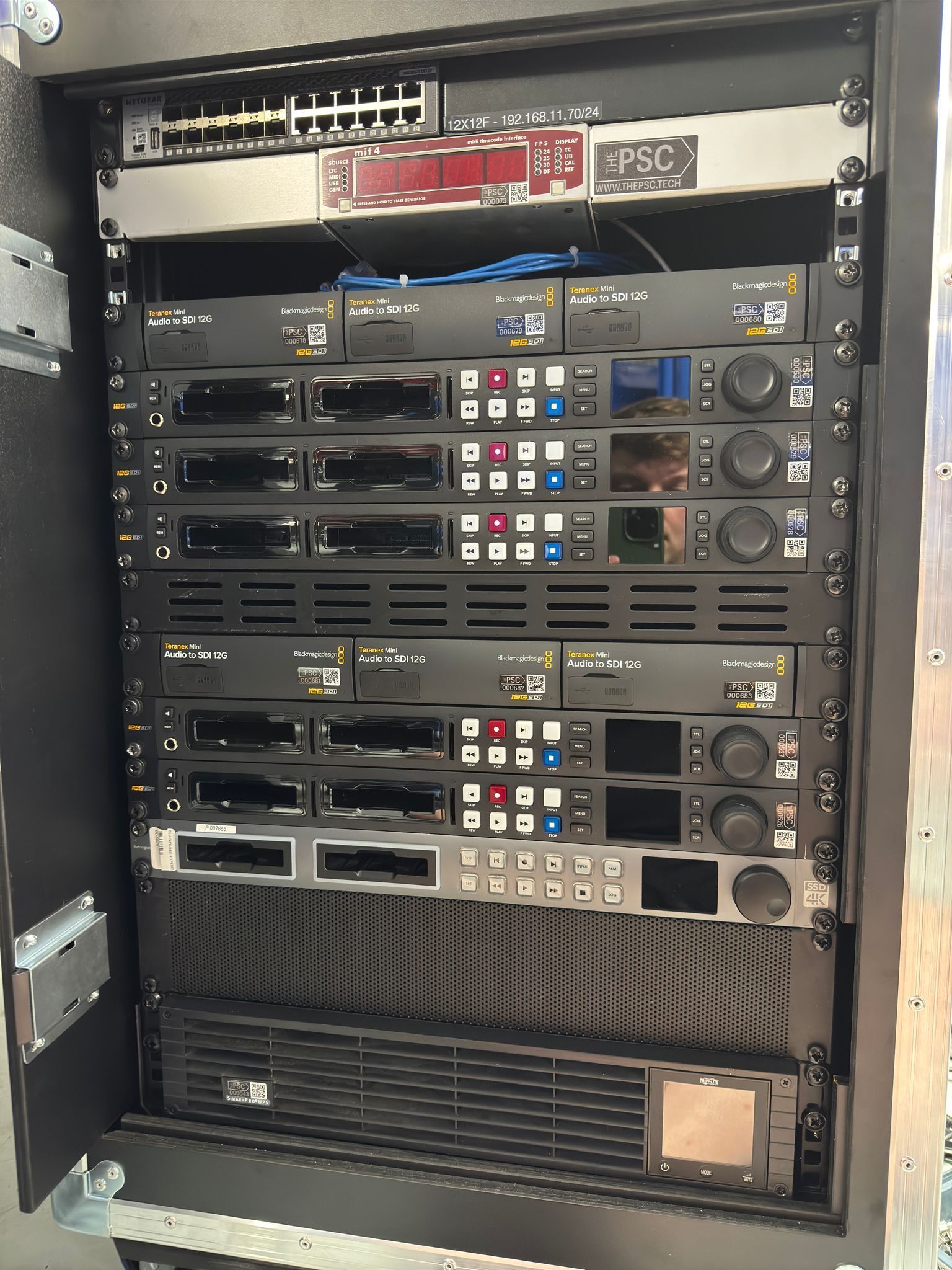 Record Rack - 6 Way - Hyperdeck 4k